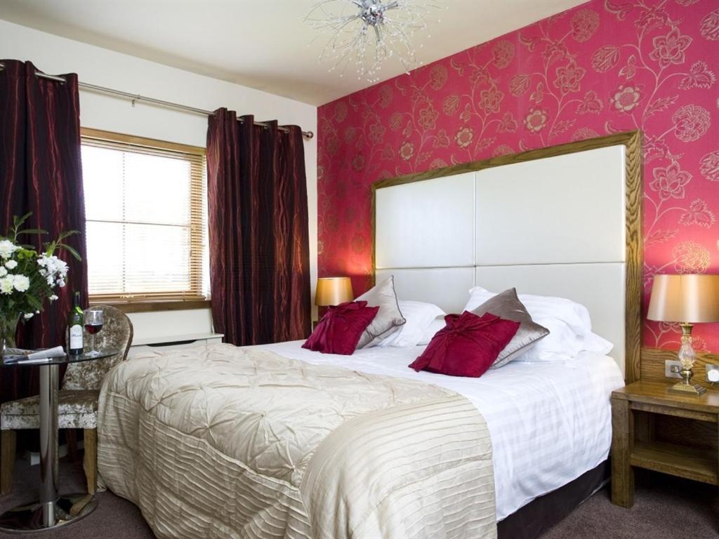 Customs House Country Inn Belcoo Exterior foto